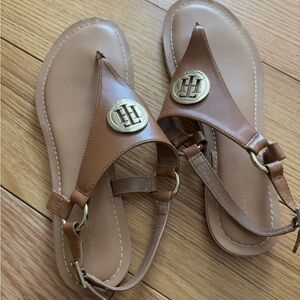 Tommy Hilfiger Brown Leather Sandals with T-Strap